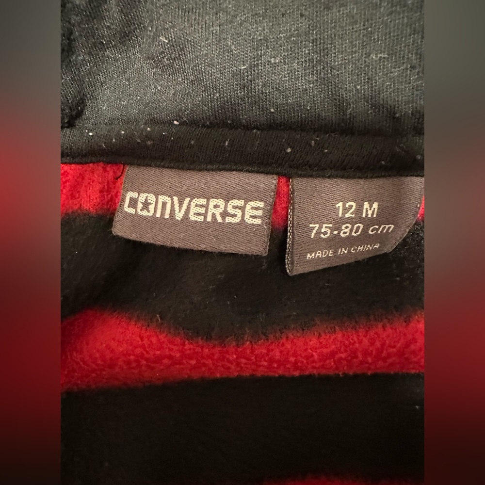 Converse - Picture 2 of 5